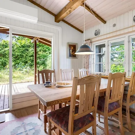 Feriehus Jarno - 150m From The Sea By Interhome